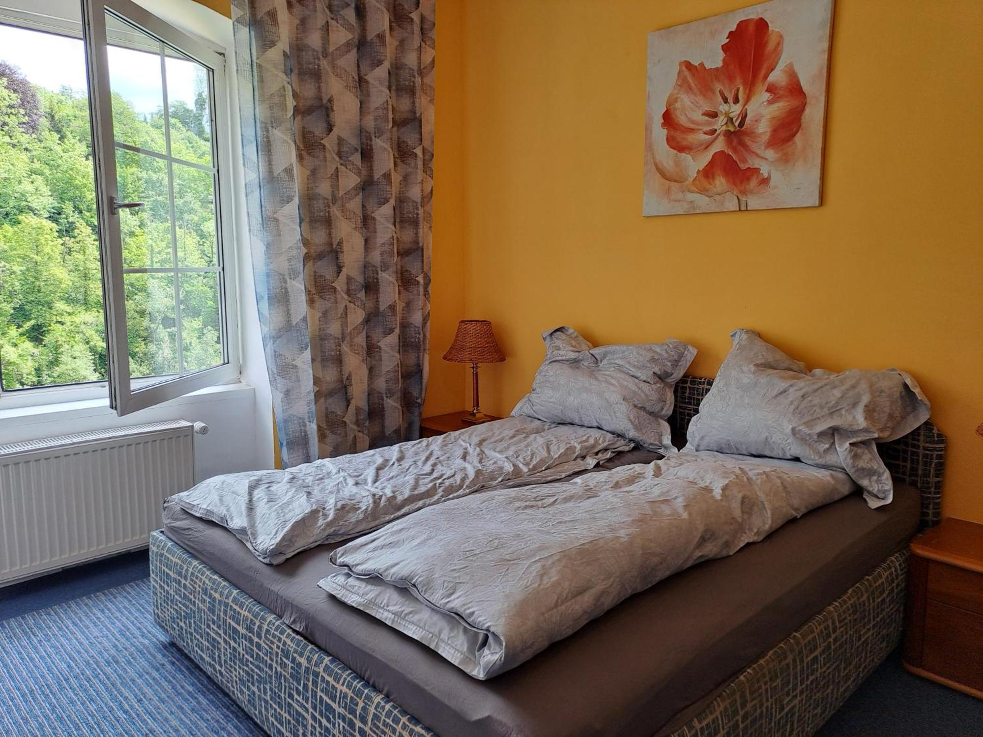 Thegarden Bed&Bike Appartement Gmunden Buitenkant foto
