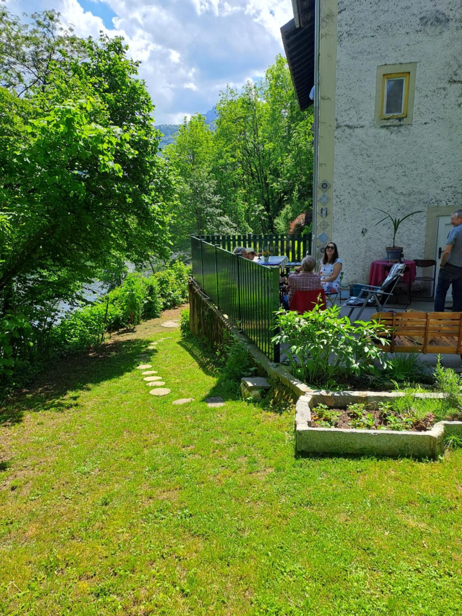 Thegarden Bed&Bike Appartement Gmunden Buitenkant foto